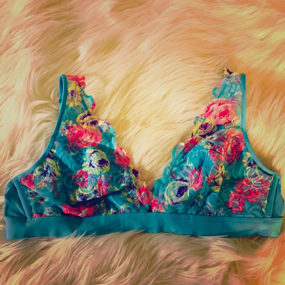 Victoria’s Secret Pink floral bralette